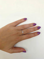 Load image into Gallery viewer, Cushion Solitaire Side Stones (L-G)