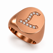 Top view of lab-grown diamond initial signet ring with letter L in rose gold
